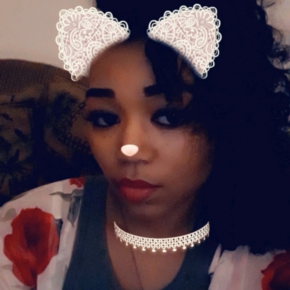 Meet your Posher, Sharaunda - Picture 1 of 1